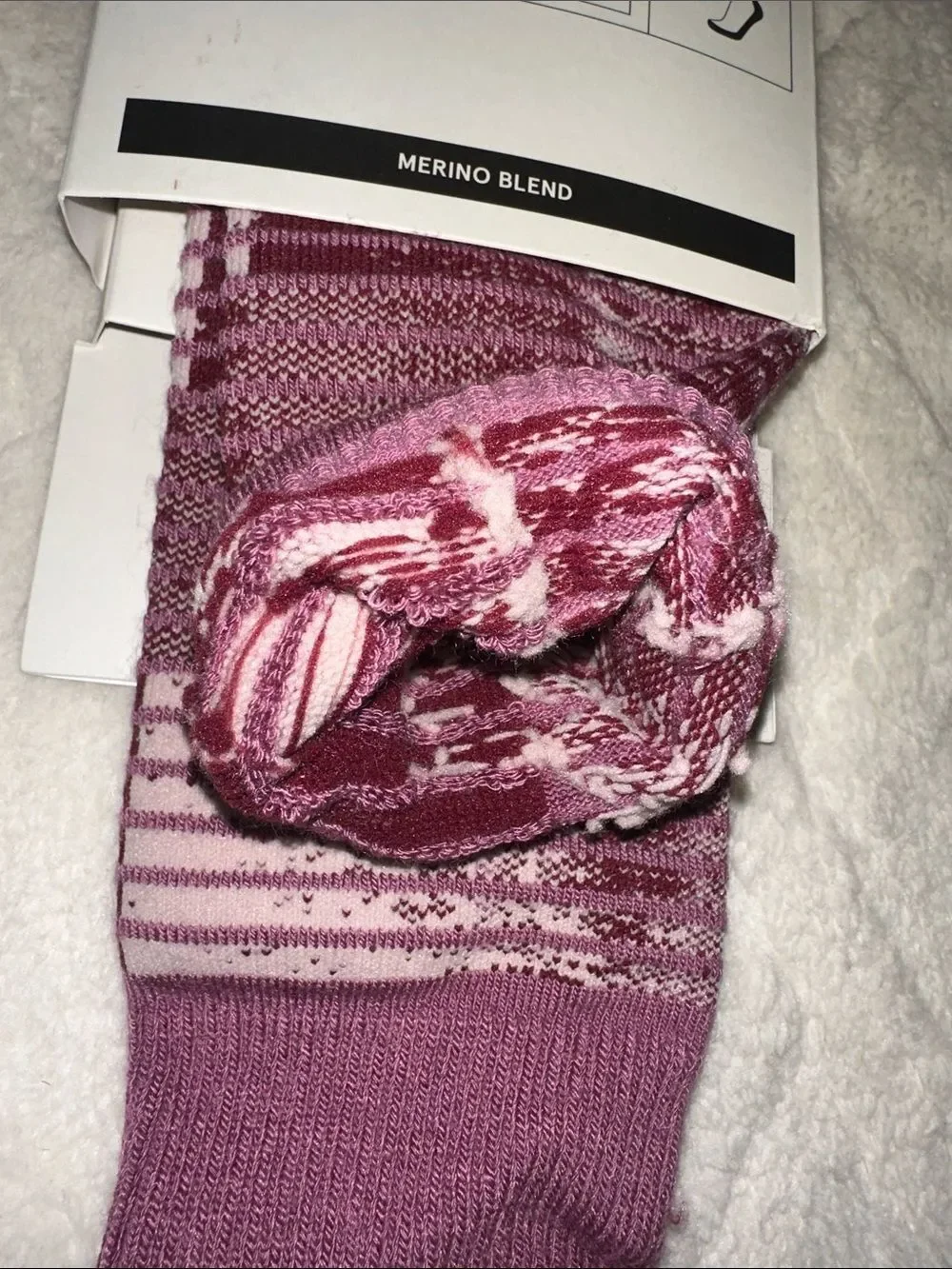 Le Bent M-L Flowering Gum Pink Burgundy Squall Light Cushion Over Calf Snow Sock